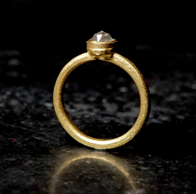 Kuraishi Takamichi / 「金とダイヤの指環」8号 – Fuligo / Fuligoshed