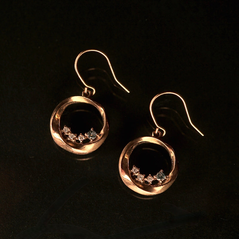 Wreath Hoop Earrings アクアマリン – Fuligo / Fuligoshed