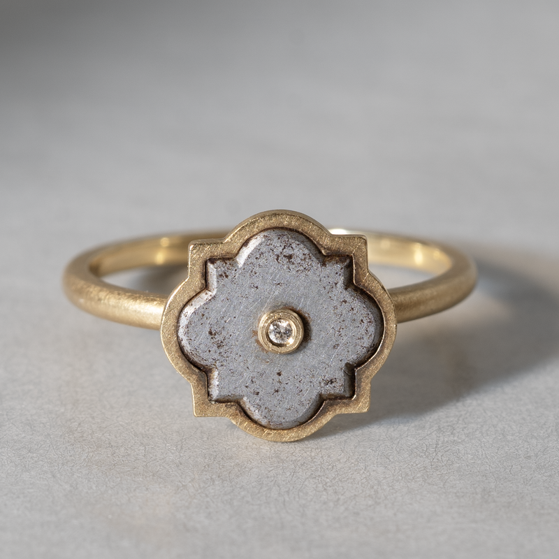 YES / IRON PLATE RING Round Square Cross – Fuligo / Fuligoshed YES / IRON PLATE RING Round Square Cross – Fuligo / Fuligoshed