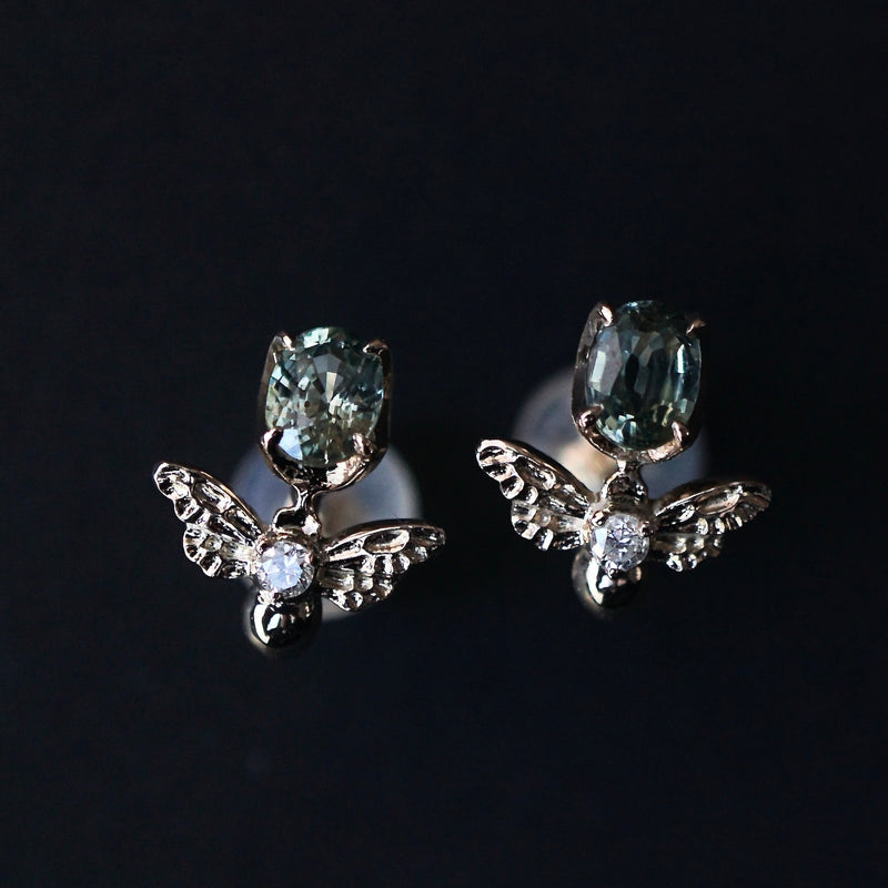 Maison de l'abeille / プチ・アベイユ ピアス K10YG グリーン