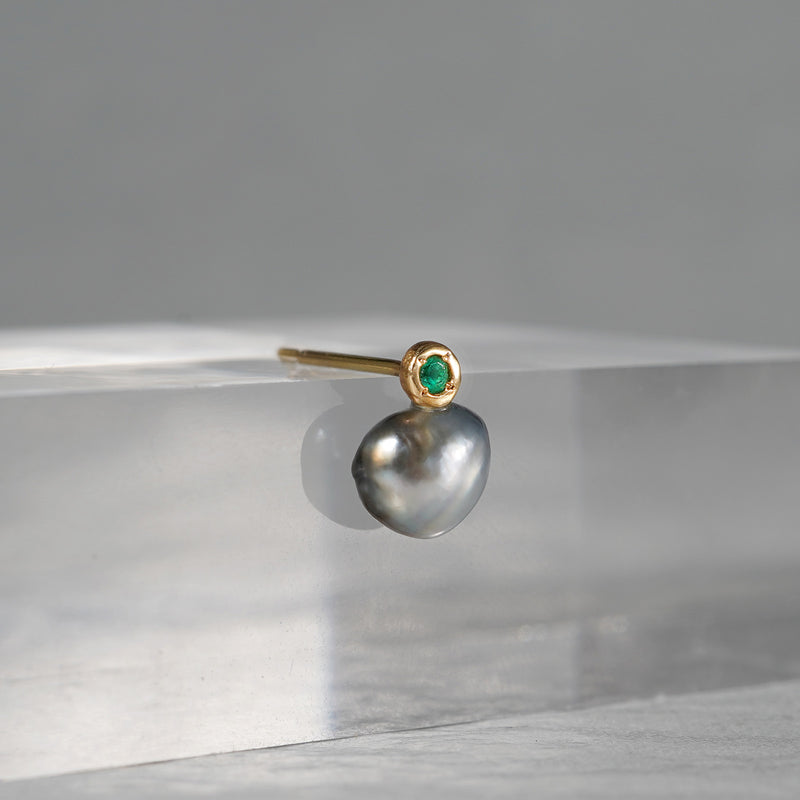 MINIMUMNUTS/keshi pearl pierce MN-pke1e-AA – Fuligo / Fuligoshed
