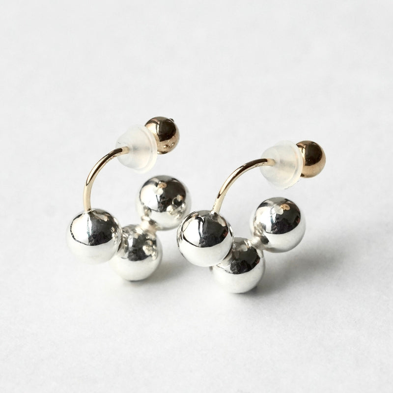 revie objects /〈FLOW〉dots earring S（FL2-16） – Fuligo / Fuligoshed