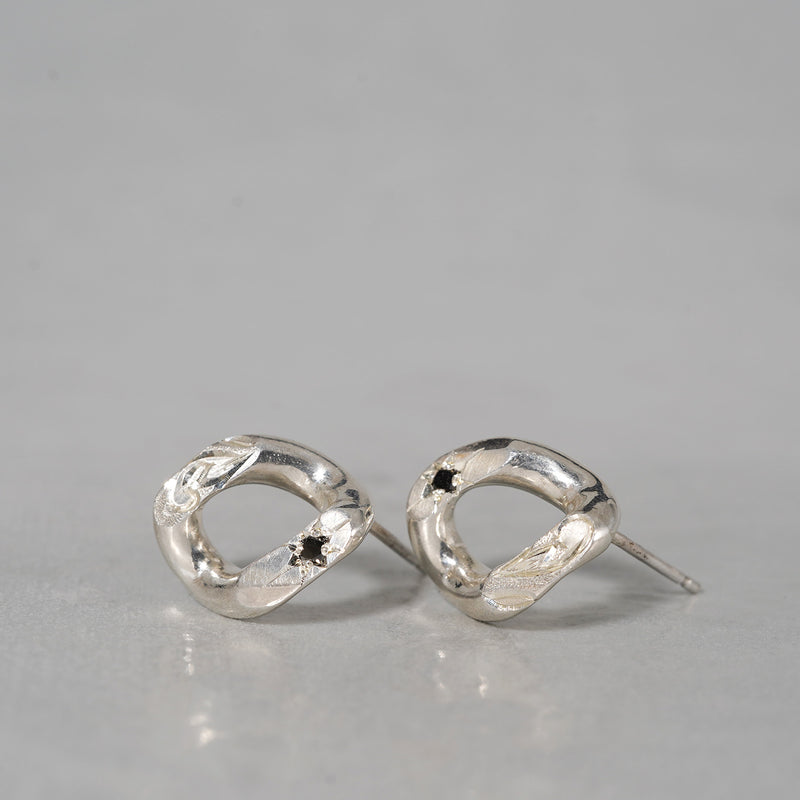5/31期間限定】Mie Miyakawa Jewellery / 喜平 black diamond Pierce