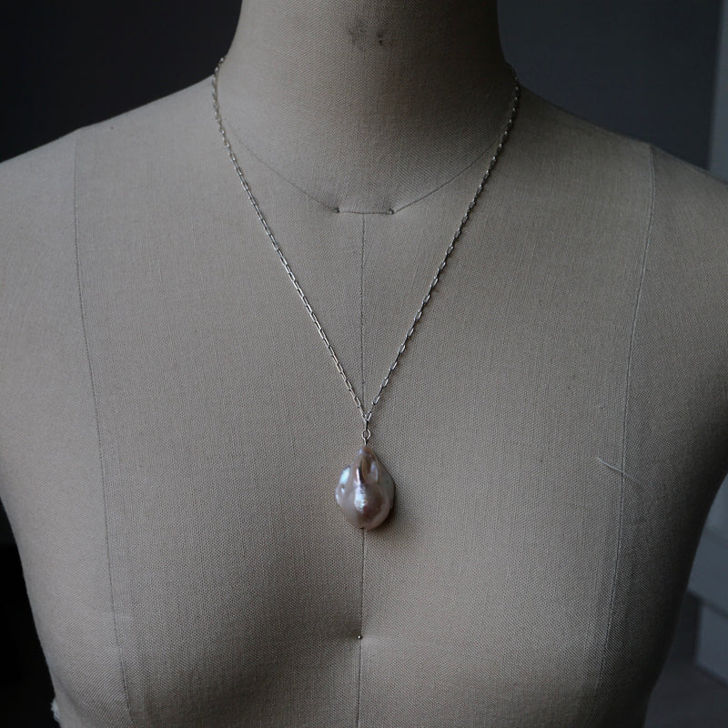 Pearl Necklace SV – Fuligo / Fuligoshed