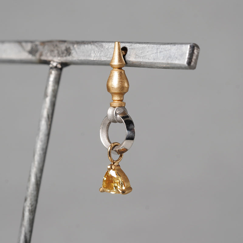 7/26 限定】KANOE / Spindle Charm Earring OAK-PSDCM-YGPT-8-15ZA