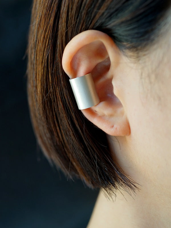 MAKIAMI(マキアミ)Paper tape ear cuff