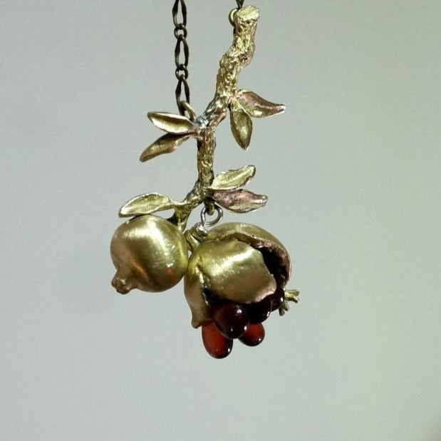 cocoon ザクロネックレス 中 ゴールド