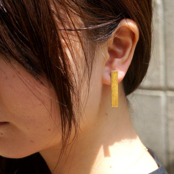 Hiroko Miyamoto  kumboo長方形ピアス 3cm