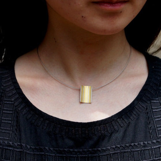 Hiroko Miyamoto  プレートチョーカー ライン 白