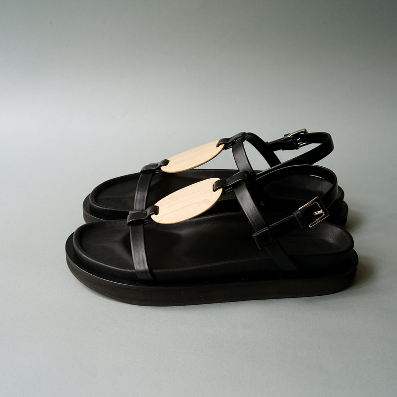 _Fot / plywood volume sandals