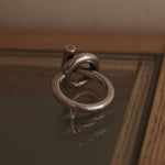 VINTAGE JEWELRY/  Hermès： Croisette ring SV