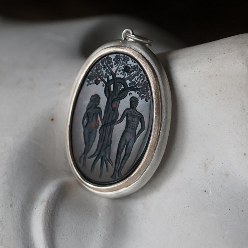 Maison de l’abeille / Intaglio ペンダントトップ ブラッドストーン「Adam＆Eve」SV×K9YG