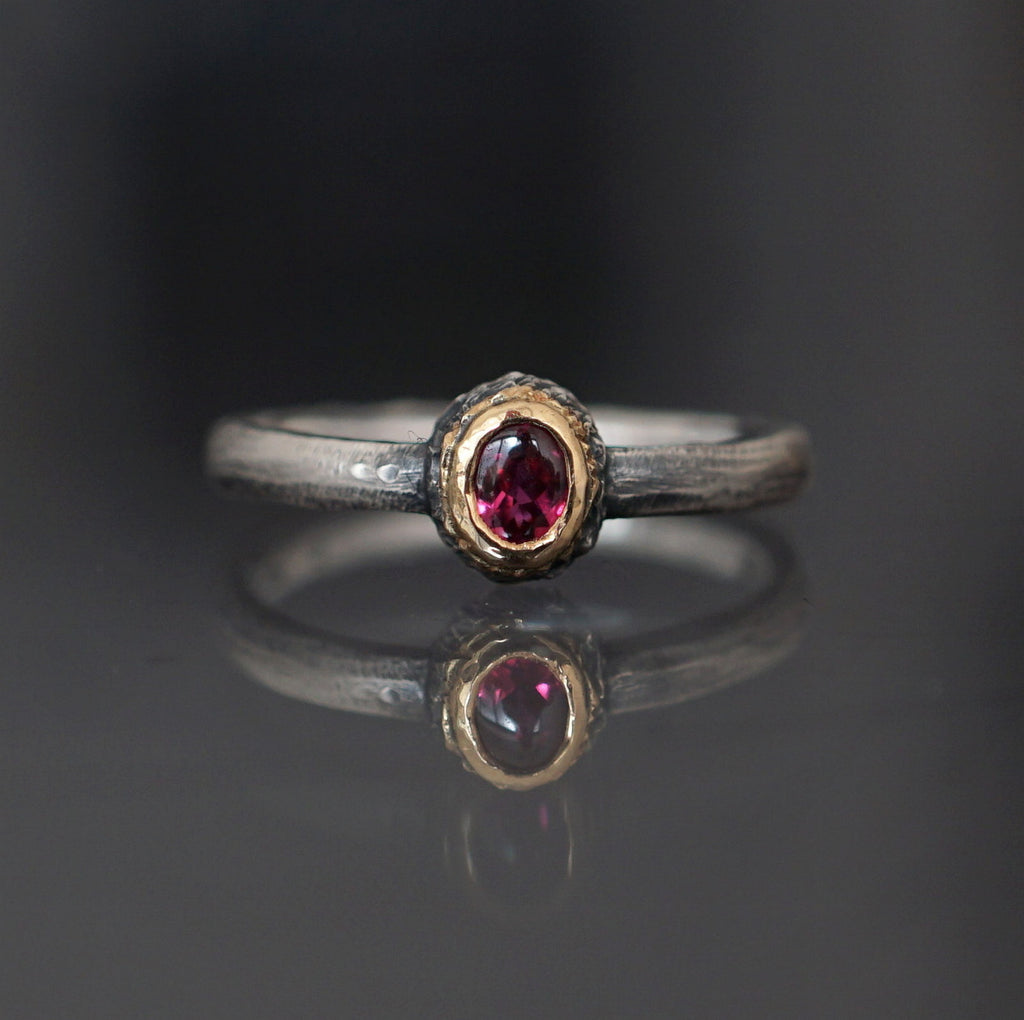 [Only posted at noon on November 4th] J&O SINRA / Ruby Ring (R-31)