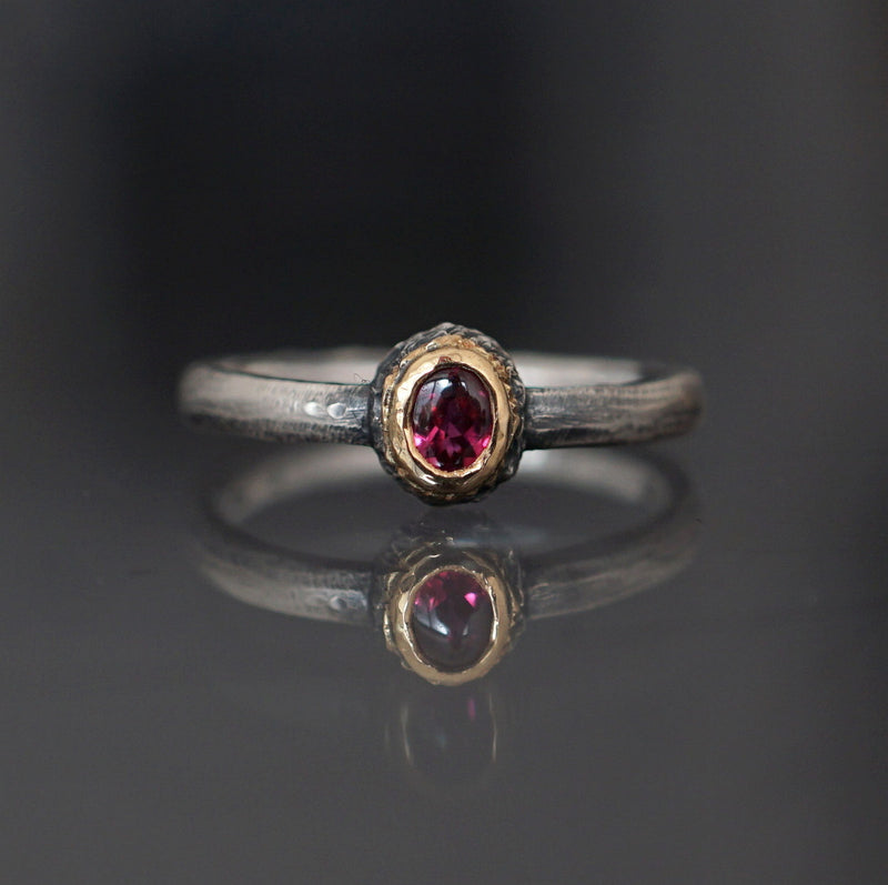 [Only posted at noon on November 4th] J&O SINRA / Ruby Ring (R-31)