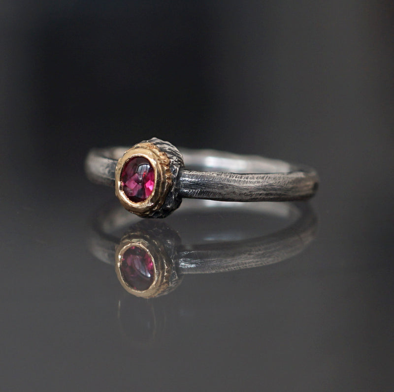 [Only posted at noon on November 4th] J&O SINRA / Ruby Ring (R-31)