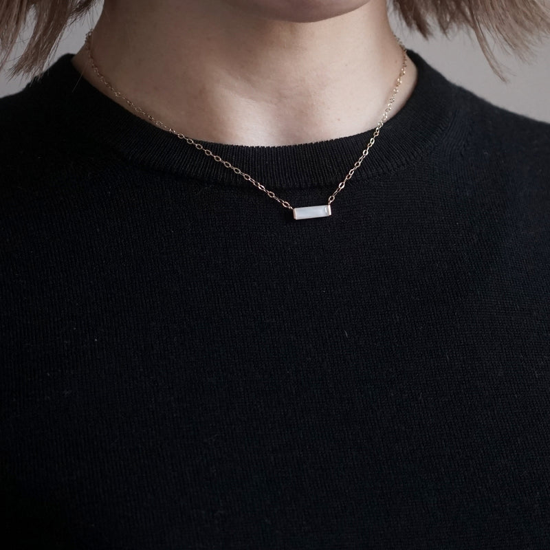 hatsuyume / necklace B K10YG white mother-of-mouth shell (n-0y-bs-wt)