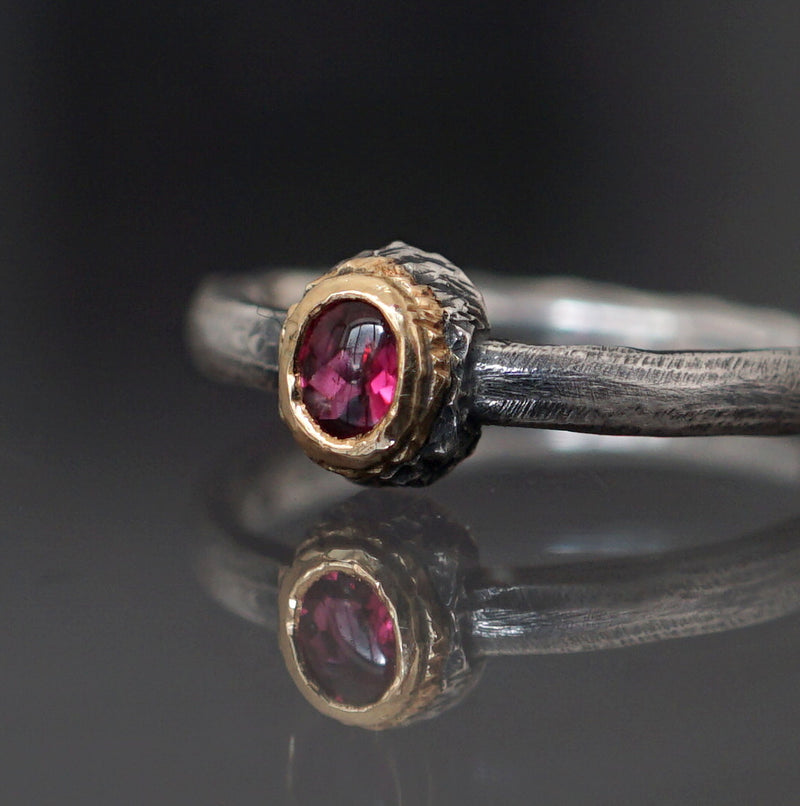 [Only posted at noon on November 4th] J&O SINRA / Ruby Ring (R-31)