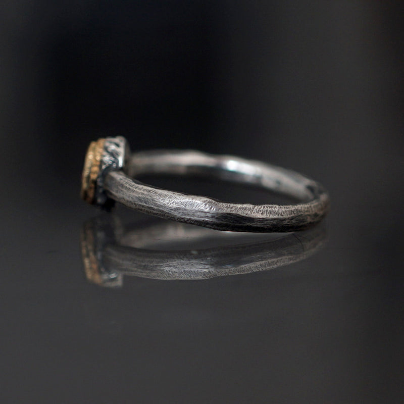 [Only posted at noon on November 4th] J&O SINRA / Ruby Ring (R-31)