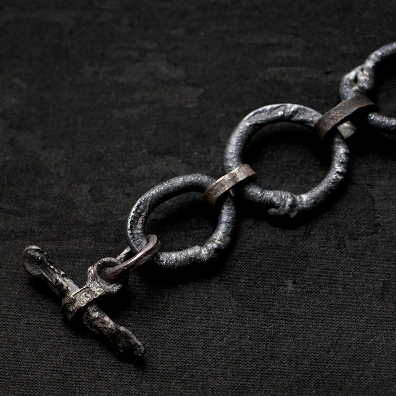 suzuki yuki / “You mean the world to me” 001