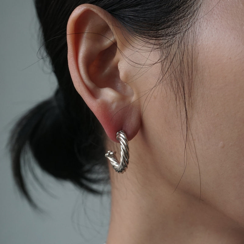 GIFTED / OPEN ROPE PIERCE SV L