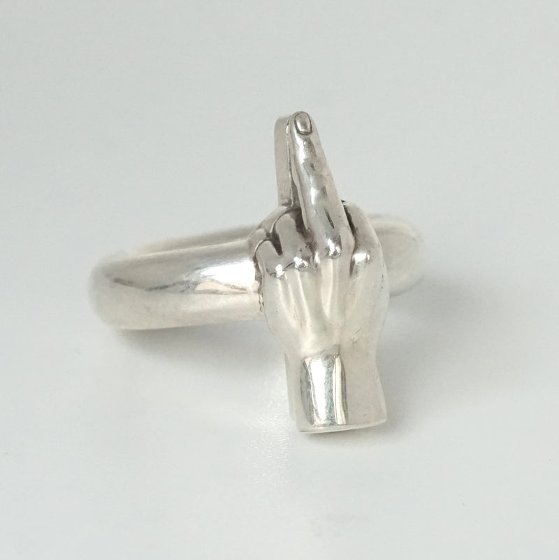 IN OUT DESIGN / The Finger Ring – Fuligo / Fuligoshed