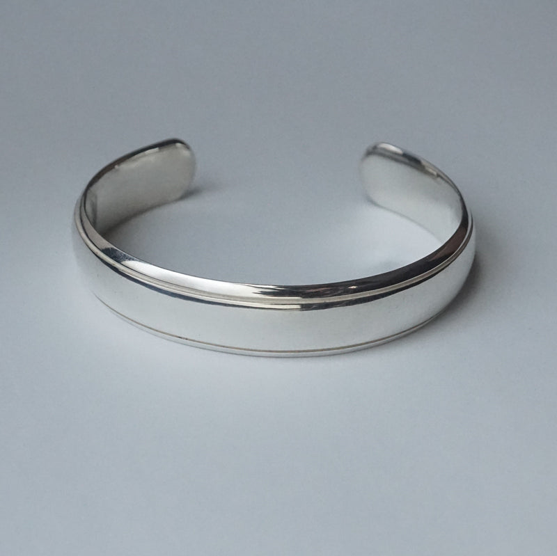 GIFTED / QUIET BANGLE