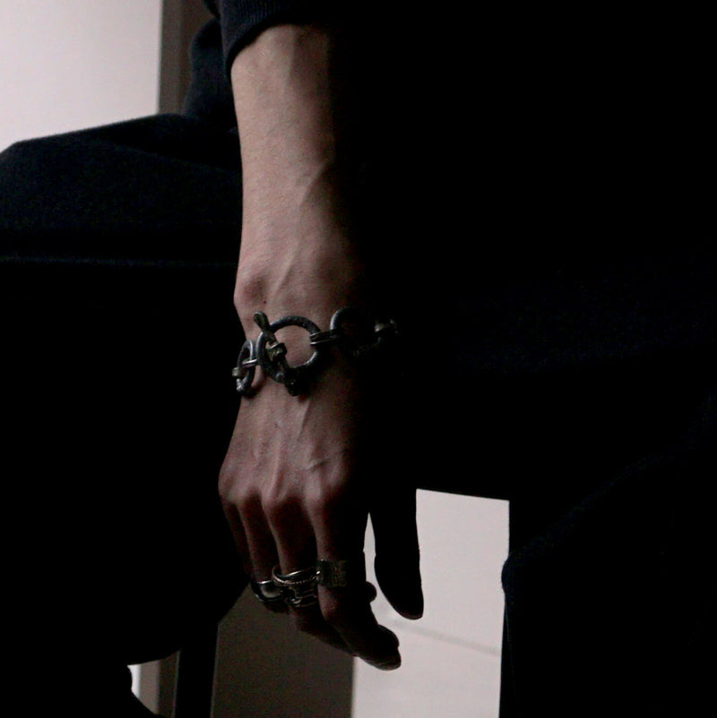 suzuki yuki / “You mean the world to me” 001