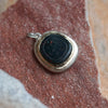 Maison de l’abeille / Intaglio ペンダントトップ ブラッドストーン「YOU LOVE ME」SV×K18YG
