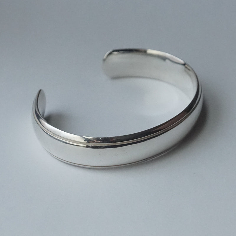 GIFTED / QUIET BANGLE