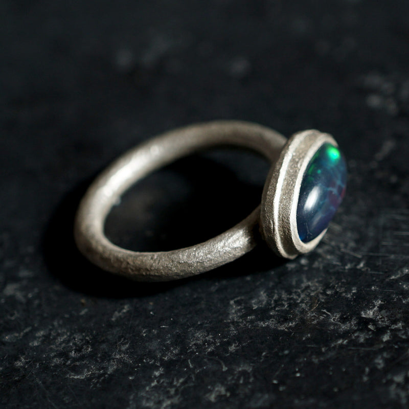 幅広のブラックオパールリング 幅広のブラックオパールリング