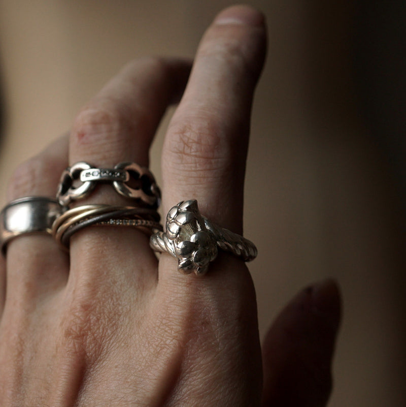 GIFTED / OPEN ROPE TWIST RING FWD SV