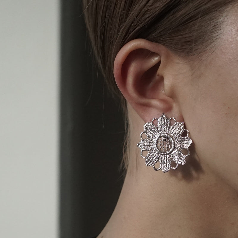 emme / antique lace イヤリング（SIL2018）