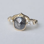 Kagann jewelry / Moroccan Taj ring Natural Diamond