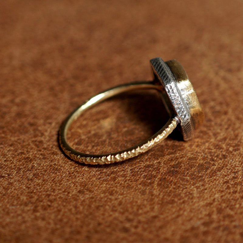 [Only posted at noon on November 4th] J&O SINRA / Natural sapphire ring (S-35)