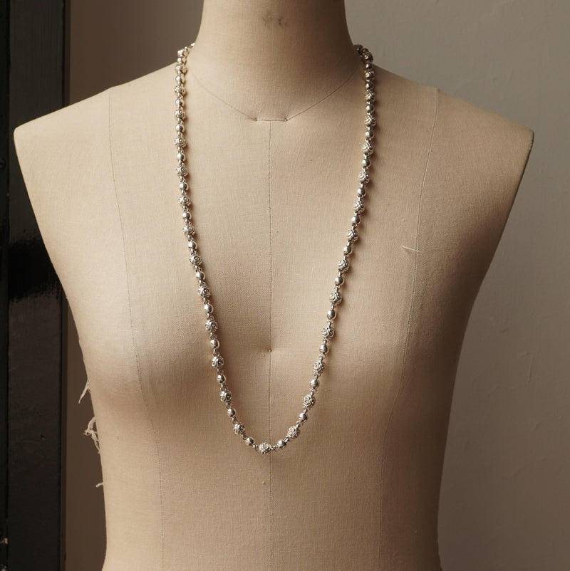 GIFTED / FRAGMENT ROSE NECKLACE CLS 80cm – Fuligo / Fuligoshed