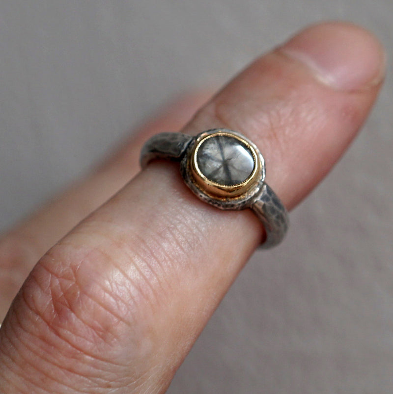 [Only available until 11/4 noon] J&O SINRA / Trapiche sapphire ring (TS-36)