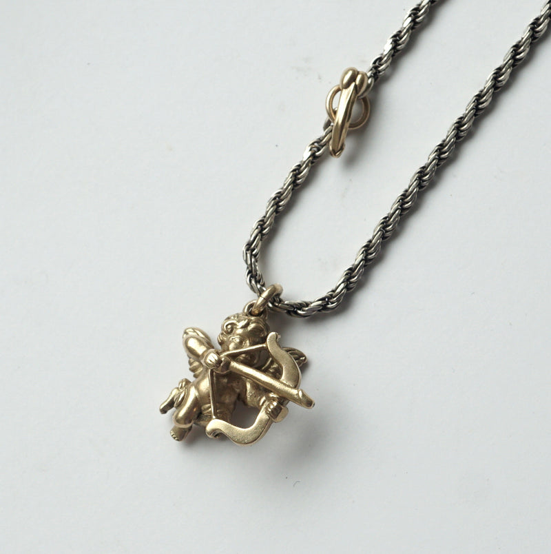 IN OUT DESIGN / K18YG Cherub Pendant Dia × K18YG Penis T-Bar Twist Chain Necklace