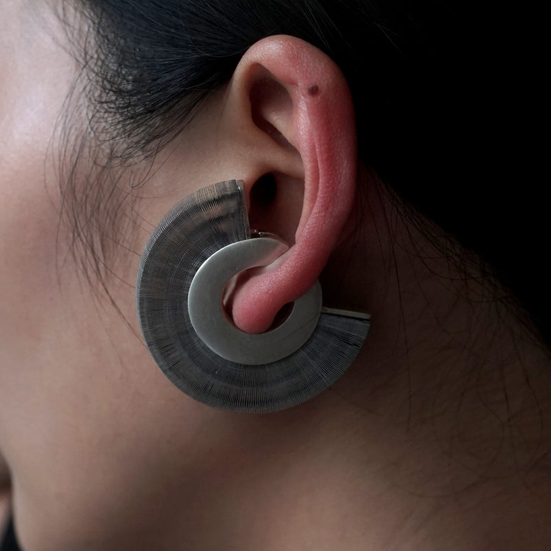 Yuki Yoshioka / neo through earcuff