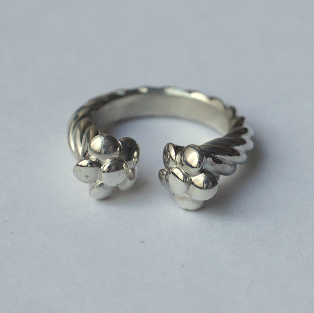 GIFTED / OPEN ROPE RING SV