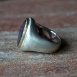 Maison de l'abeille / Intaglio Ring Chalcedony "Beetle" SV x K18YG
