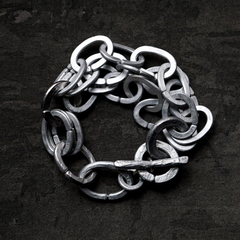 suzuki yuki / "Becomes blood, becomes flesh, becomes bones"