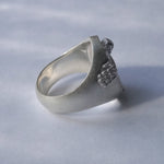 In Out Design / Kissing Skeletons Ring