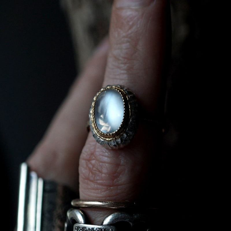 [Only posted at noon on November 4th] J&O SINRA / Moonstone Ring (BM-16)