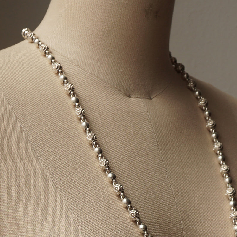GIFTED / FRAGMENT ROSE NECKLACE CLS 80cm – Fuligo / Fuligoshed