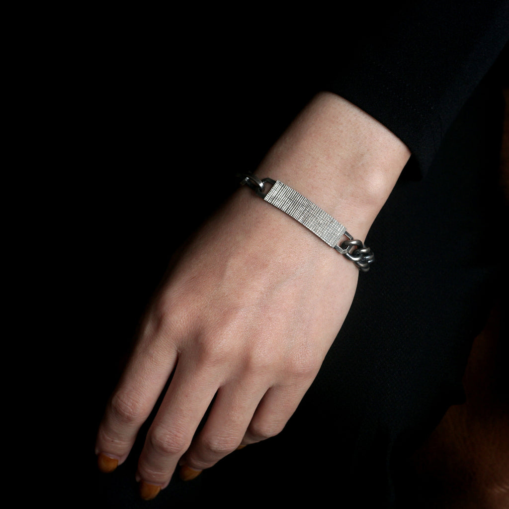 GERMEDEUR / CLOUS DE PARIS ID Bracelet SV（燻仕上げ）