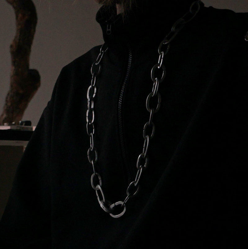 suzuki yuki / “The days are like a blink of an eye”