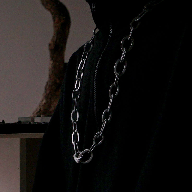 suzuki yuki / “The days are like a blink of an eye”