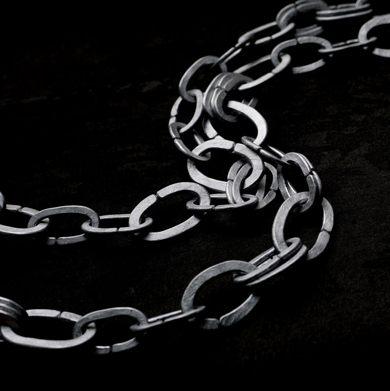 suzuki yuki / “The days are like a blink of an eye”