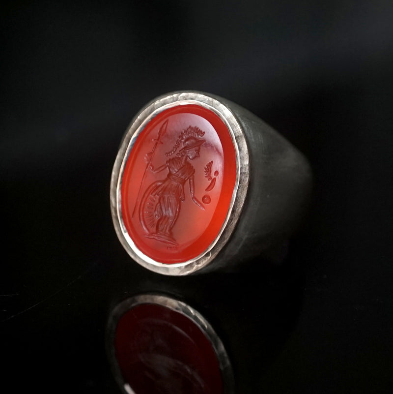 Maison de l'abeille / Intaglio Ring Carnelian "Athena" SV x K9YG