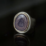 Maison de l'abeille / Intaglio Ring Chalcedony "Beetle" SV x K18YG